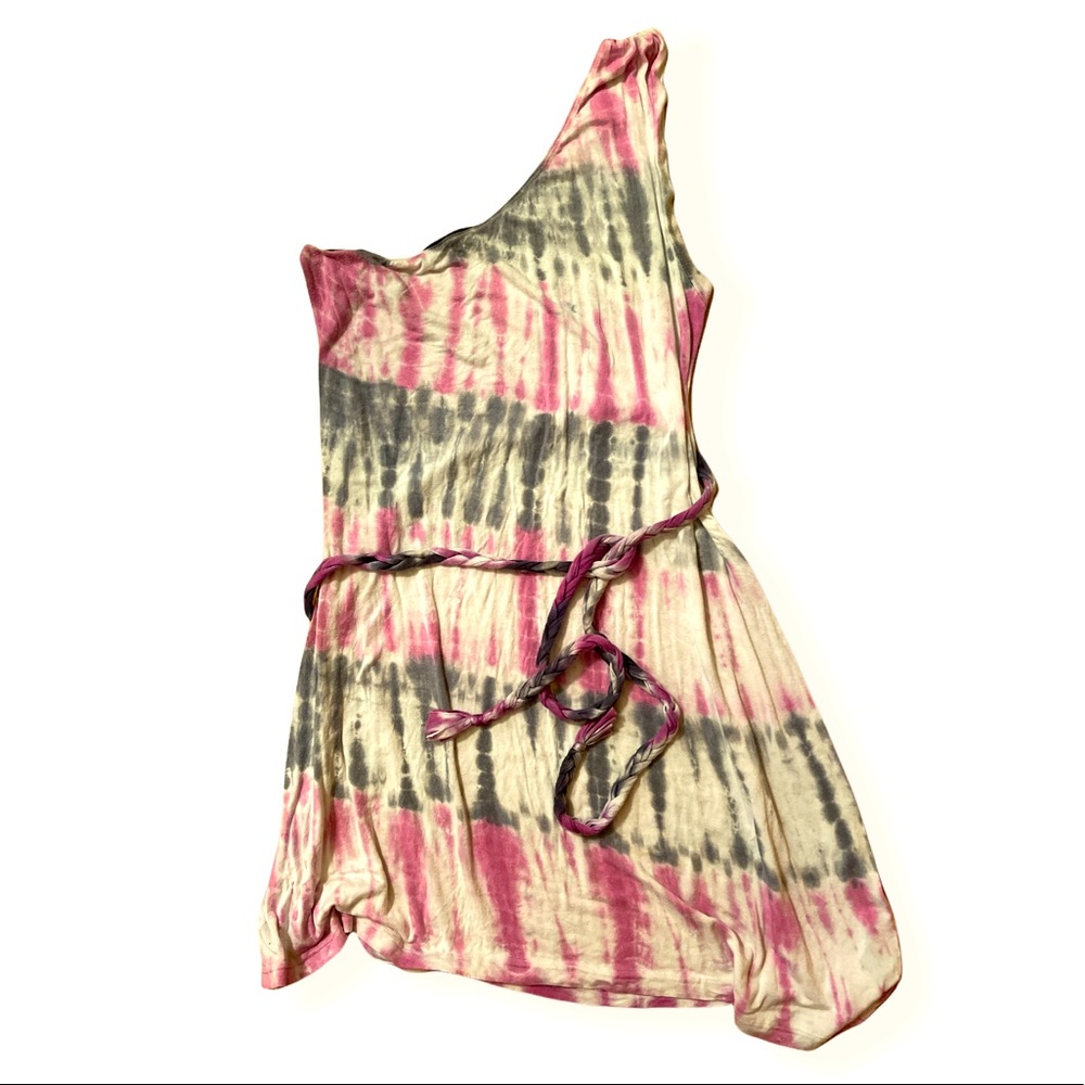 Tye-dye one-shoulder dress with braided belt